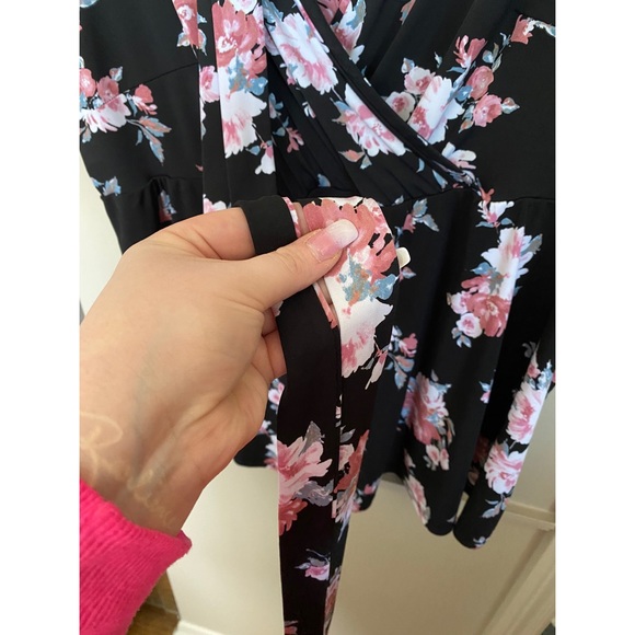 TORRID FAUX WRAP GEORGETTE BABYDOLL BLOUSE - Picture 3 of 3